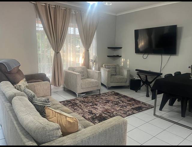 2 BEDROOM CLUSTER FOR SALE IN NOORDWYK